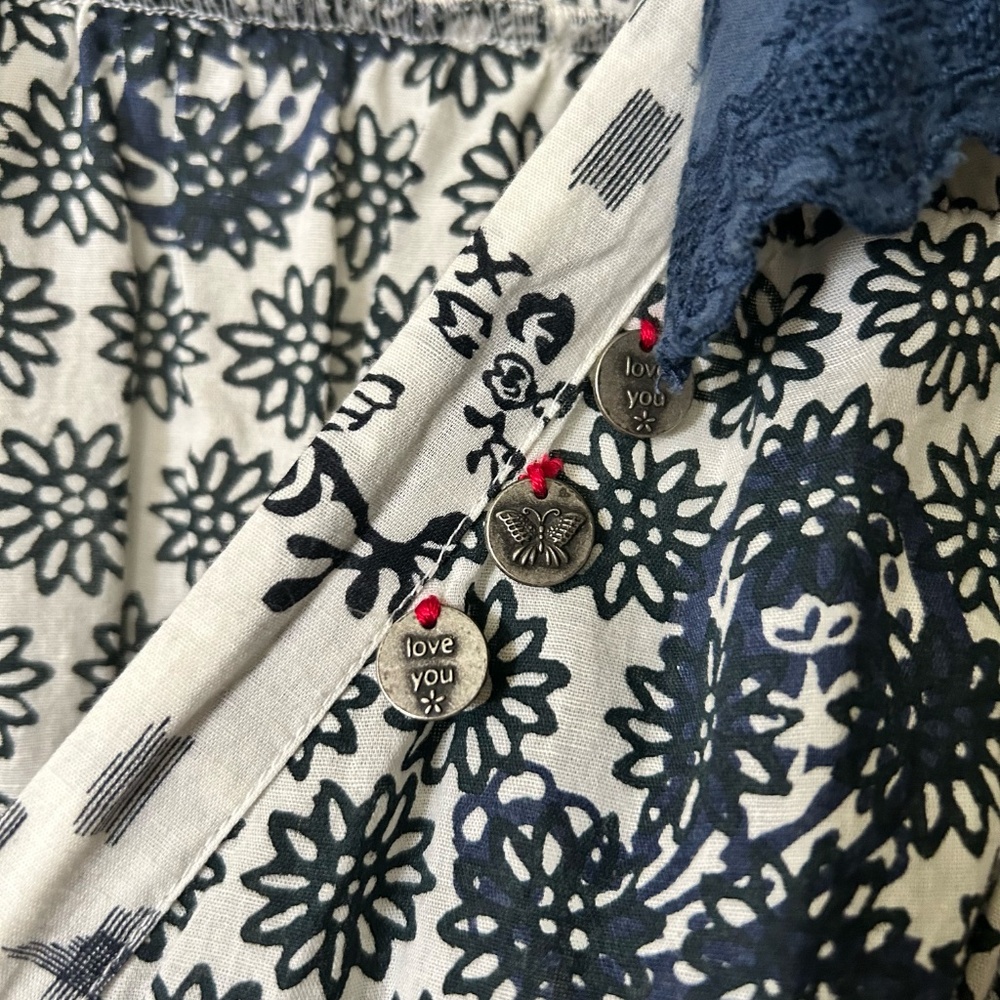 Odd Molly Wrap Dress - Picture 7 of 7